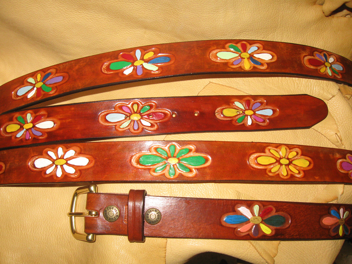 Riveted Moroccan Circle Leather Belt – Haven Furnishings Ltd.